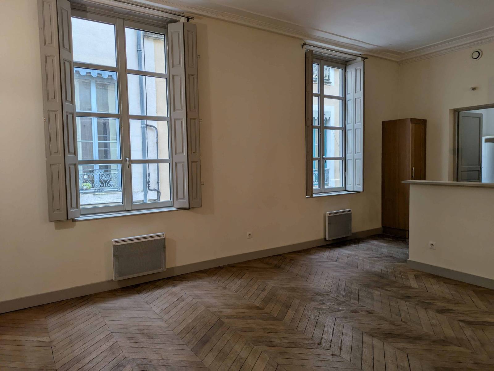 Comment valoriser son logement grâce à Navy menuiseries dans le centre ville de Nîmes ?