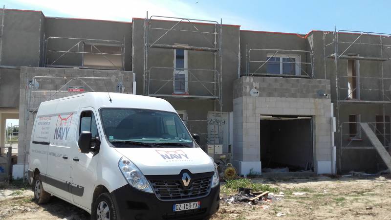 Pose des menuiseries PVC et aluminium à Lunel