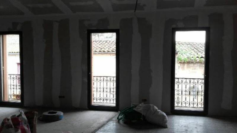 Installation de menuiseries aluminium rénovation à Castelnau le Lez