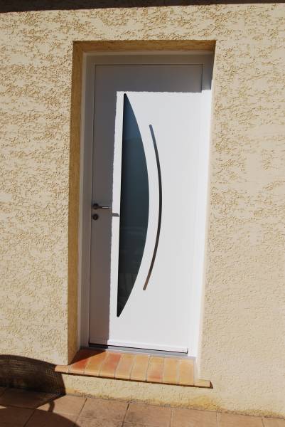 Porte d'entrée aluminium Cotim 1215 de chez Zilten