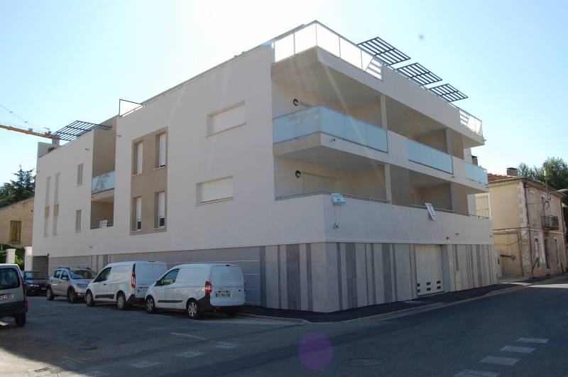 Façade de résidence à Nîmes