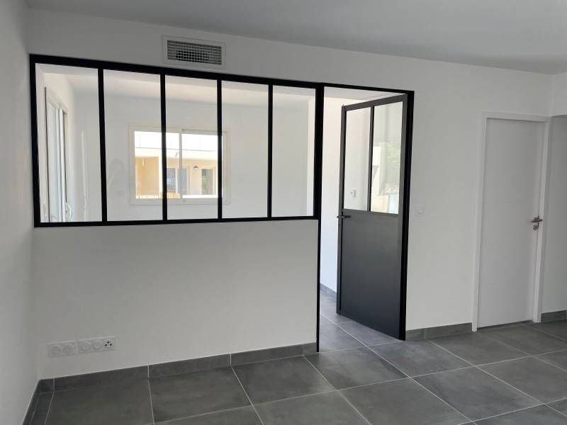  fourniture et pose de verrière sur mesure en alu à montpellier