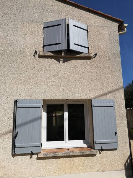 Rénovationd e menuiseries PVC blanches à Lunel