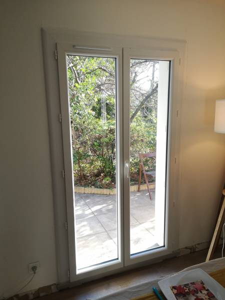 Remplacer ses vieilles menuiseries bois à Montpellier