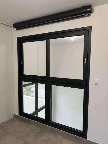 installation d'un store d'occultation à Nîmes